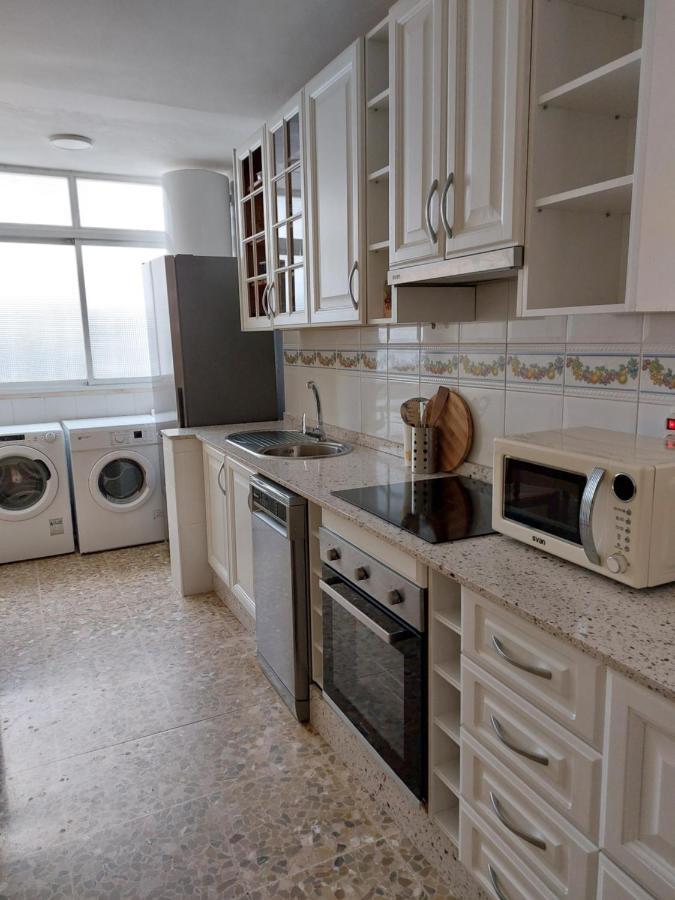 Ampurdan, Piscina, Vistas, 10 Min De La Playa Apartman Torre Del Mar Kültér fotó